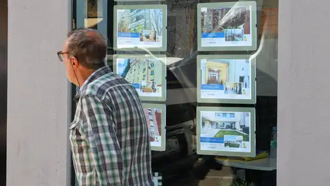 La firma de hipotecas en Extremadura vuelve a tasas positivas con un crecimiento del 31,2% en julio La firma de hipotecas en Extremadura vuelve a tasas positivas con un crecimiento del 31,2% en julio
