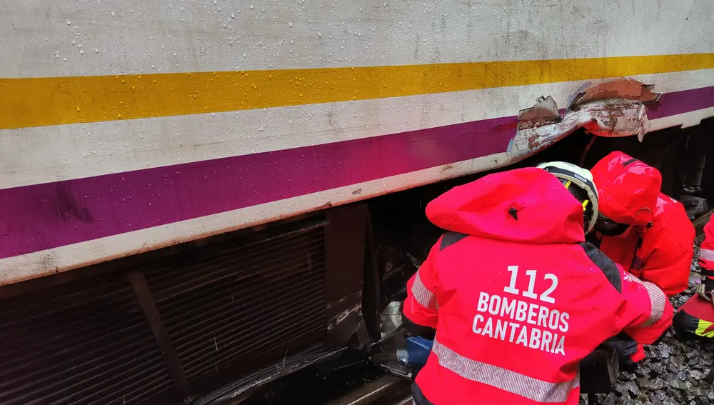 Descarrilamiento de un tren en Cantabria Descarrilamiento de un tren en Cantabria