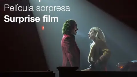Cartel promocional de la película sorpresa Cartel promocional de la película sorpresa