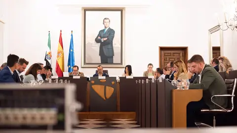 Dos millones de euros destinados a municipios y asociaciones de la provincia de Cáceres Dos millones de euros destinados a municipios y asociaciones de la provincia de Cáceres