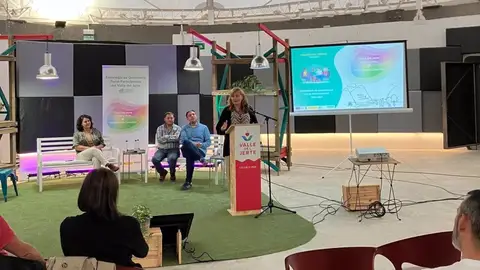 La Junta apoya el "ambicioso" proyecto de Estrategia de Desarrollo Local Participativo 2024-2027 para el Valle del Jerte La Junta apoya el "ambicioso" proyecto de Estrategia de Desarrollo Local Participativo 2024-2027 para el Valle del Jerte