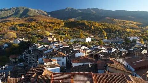 El Otoño Mágico del Valle del Ambroz recoge este viernes su título como Fiesta de Interés Turístico Internacional El Otoño Mágico del Valle del Ambroz recoge este viernes su título como Fiesta de Interés Turístico Internacional