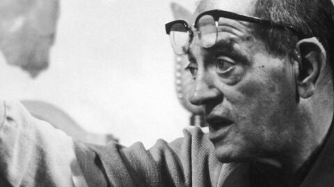Luis Bu&ntilde;uel