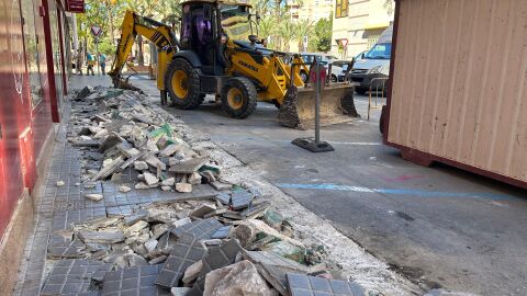 Obras en la calle Jos&eacute; Garc&iacute;a Ferr&aacute;ndez de Elche,