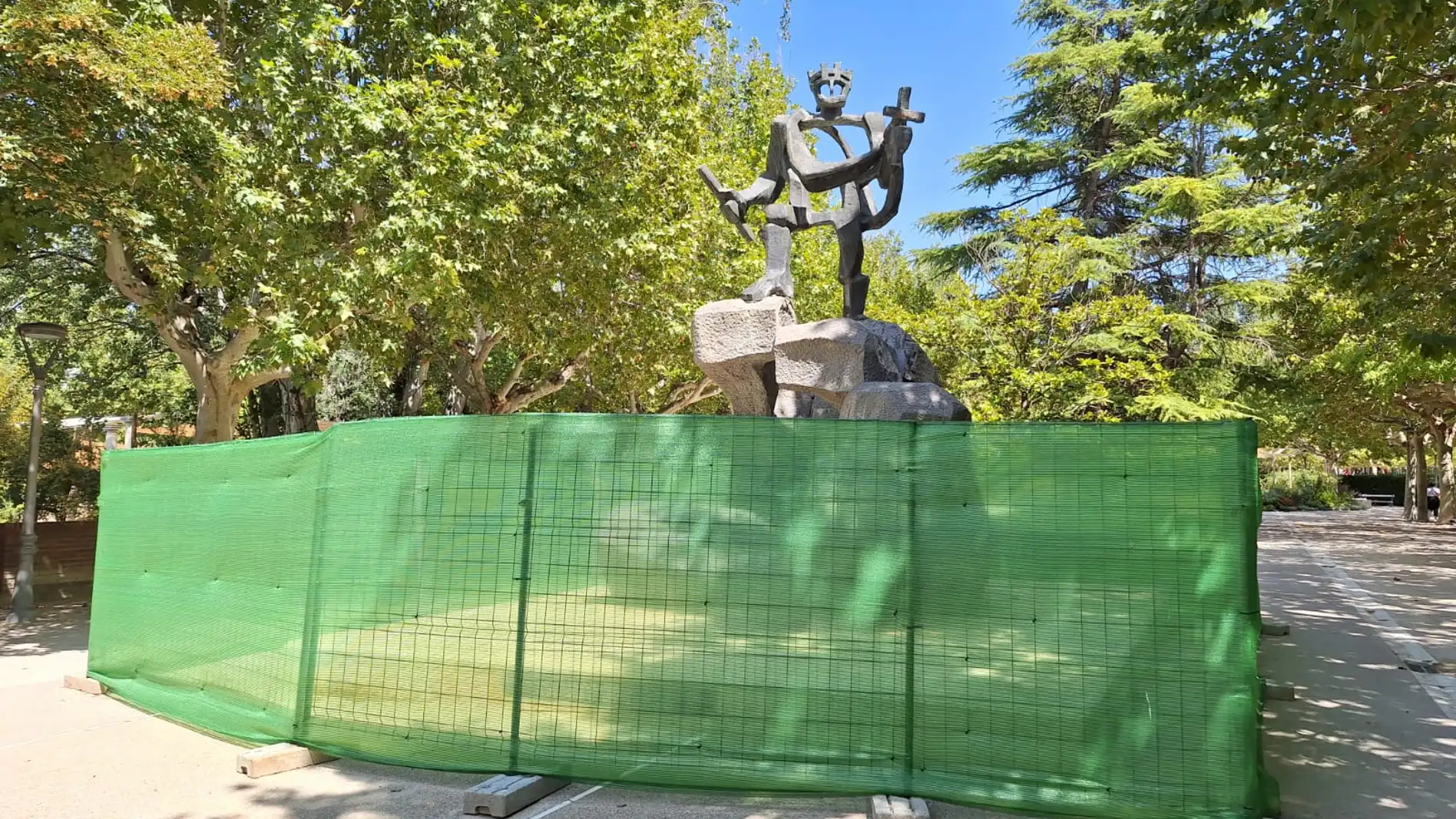 El Ayuntamiento de Huesca adjudica la reparación del Monumento a los Reyes de Aragón El Ayuntamiento de Huesca adjudica la reparación del Monumento a los Reyes de Aragón