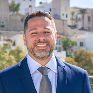 Rubén Sousa: “Todo el turista que visita la ciudad de Ibiza es bienvenido por más que llegue en coche, barco o avión” Rubén Sousa: “Todo el turista que visita la ciudad de Ibiza es bienvenido por más que llegue en coche, barco o avión”