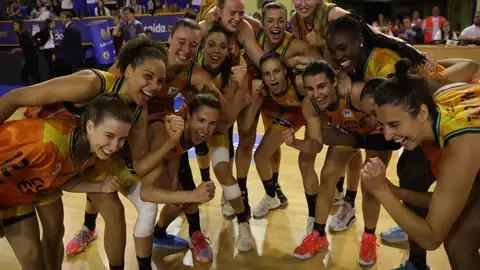 Valencia Basket defiende el primero de sus títulos sin Ouviña y ante un Jairis al alza Valencia Basket defiende el primero de sus títulos sin Ouviña y ante un Jairis al alza