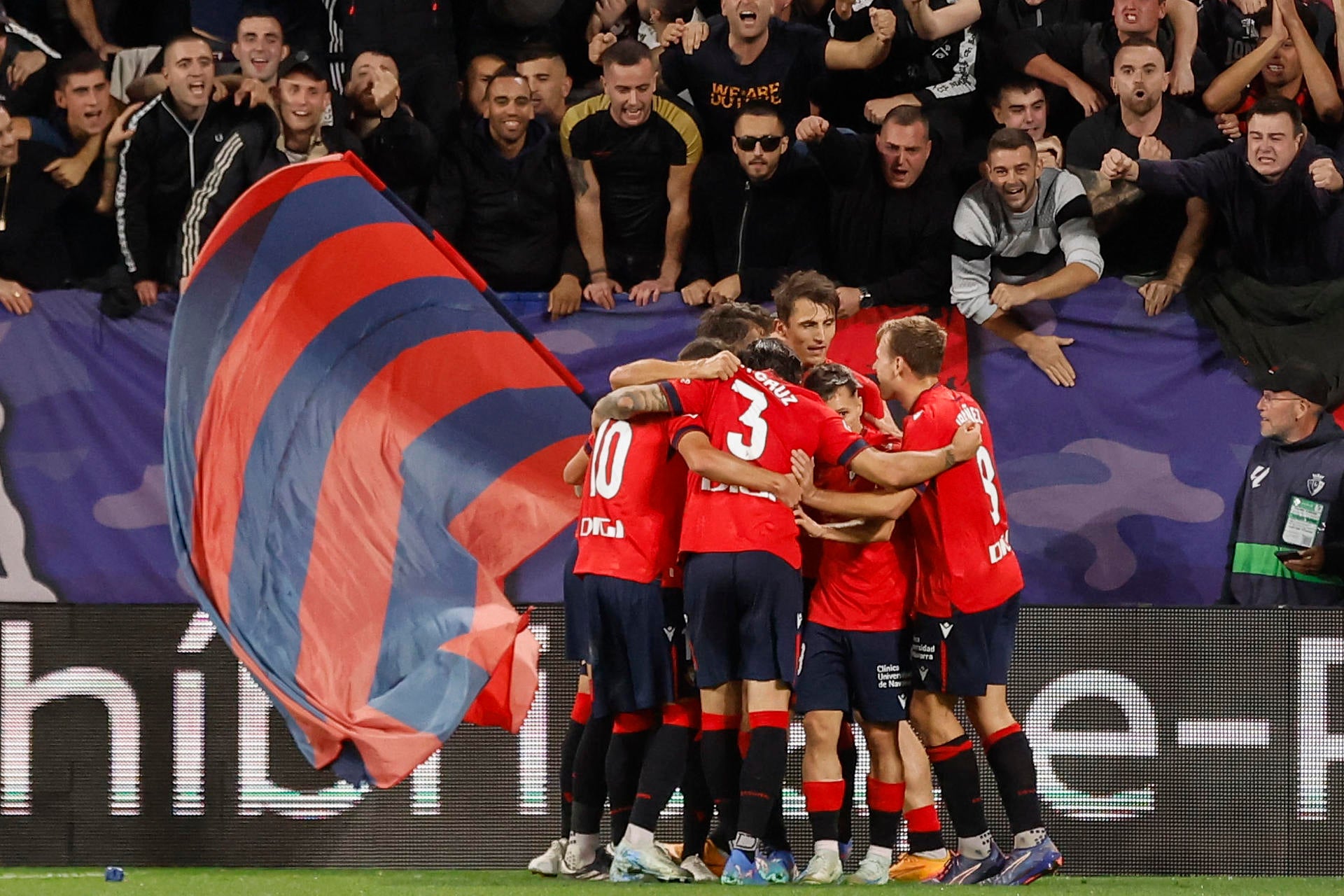 El Barcelona de Flick sufre su primera derrota en Liga ante el Osasuna El Barcelona de Flick sufre su primera derrota en Liga ante el Osasuna