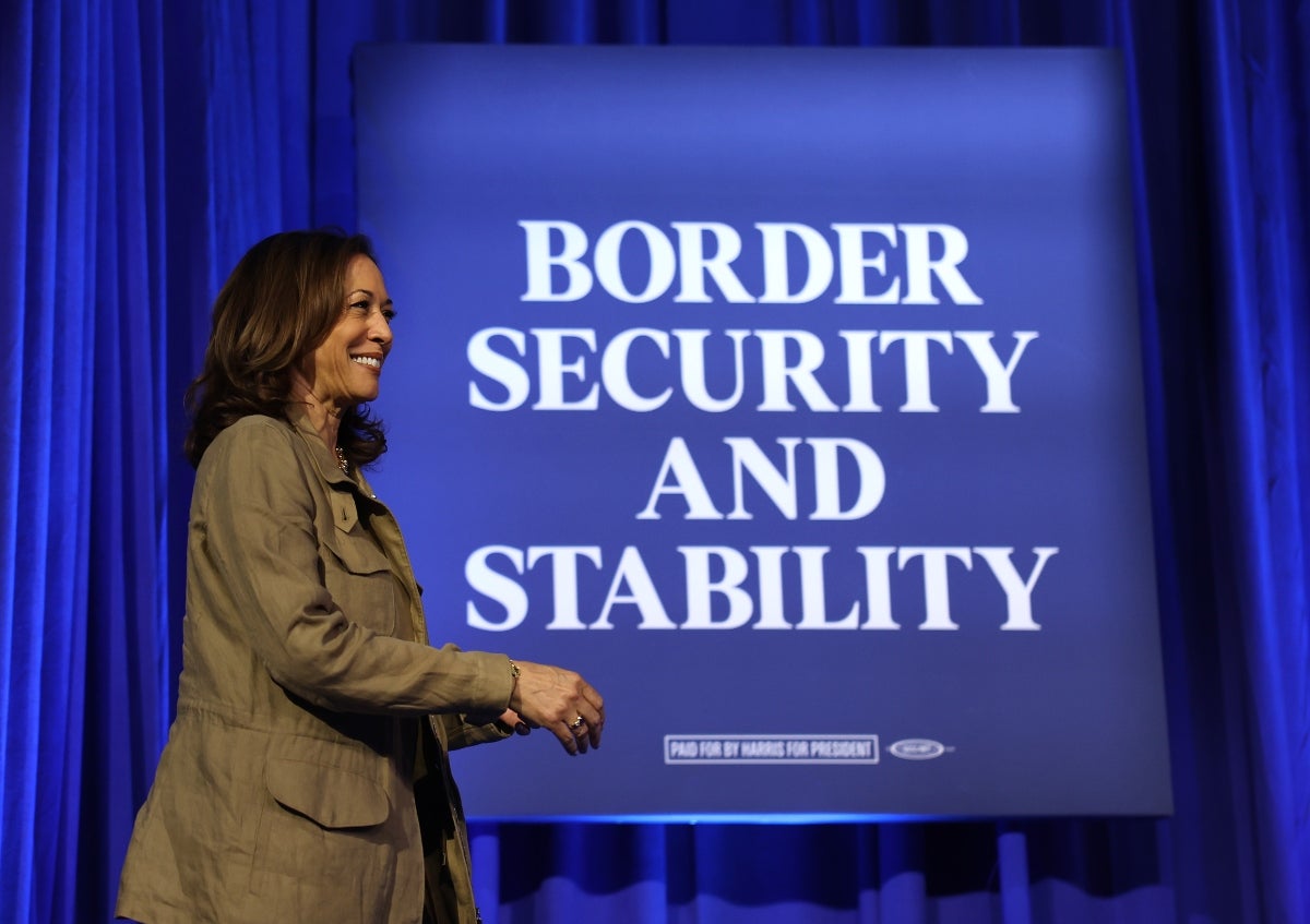 Harris desafía a Trump y endurece su discurso migratorio: "Tomaré más medidas para mantener la frontera cerrada" Harris desafía a Trump y endurece su discurso migratorio: "Tomaré más medidas para mantener la frontera cerrada"