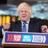 Boris Johnson confiesa que pensó en "invadir" Países Bajos para quitarles vacunas del Covid-19 Boris Johnson confiesa que pensó en "invadir" Países Bajos para quitarles vacunas del Covid-19