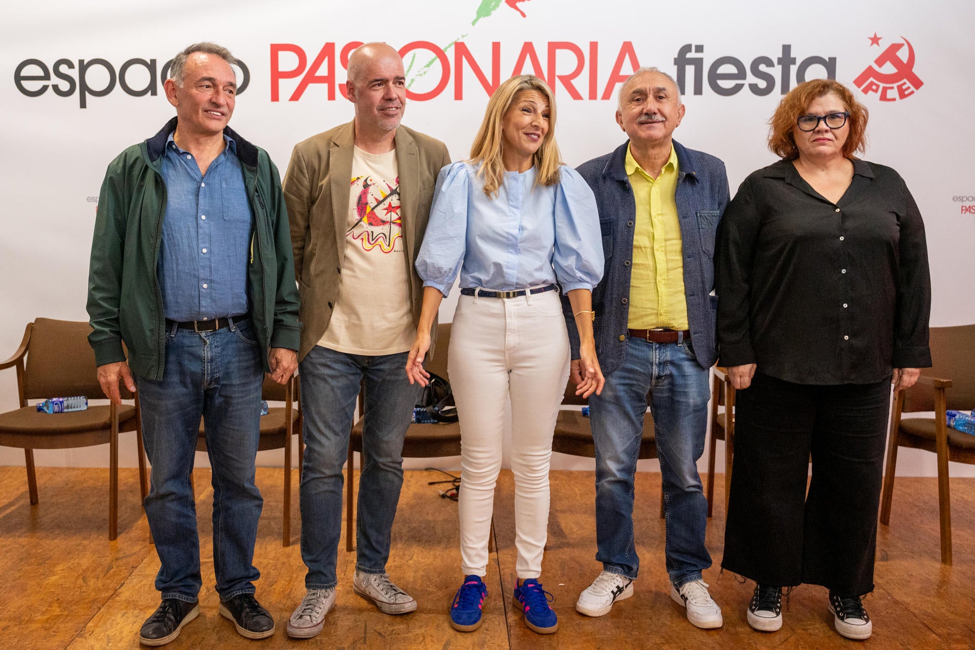 Yolanda Díaz es "optimista" sobre la reducción de la jornada laboral en la mesa de diálogo con los agentes sociales Yolanda Díaz es "optimista" sobre la reducción de la jornada laboral en la mesa de diálogo con los agentes sociales