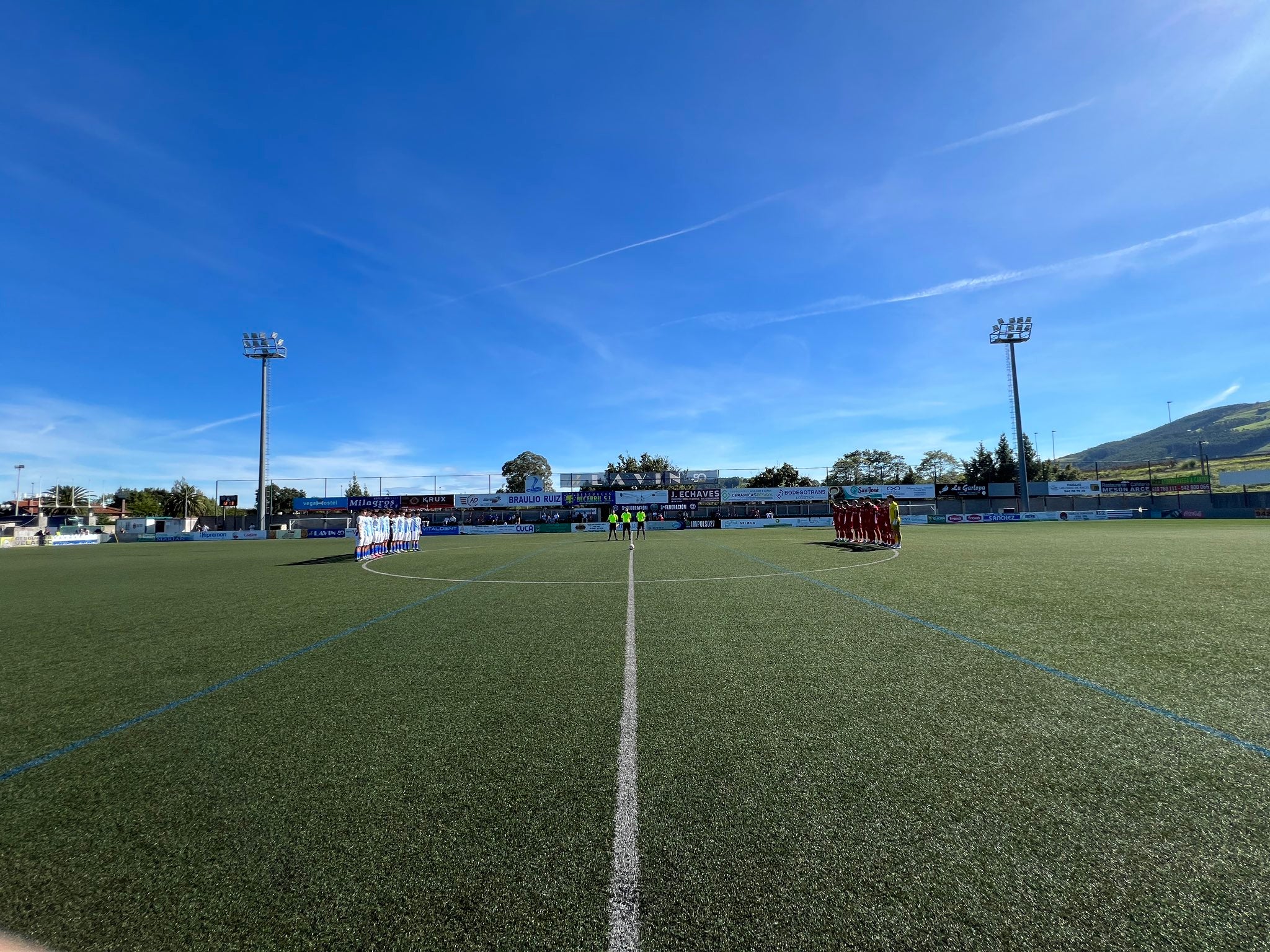 Padres y jugadores se enzarzan en una pelea tras el partido Gimnástica de Torrelavega-CD Covadonga de juveniles Padres y jugadores se enzarzan en una pelea tras el partido Gimnástica de Torrelavega-CD Covadonga de juveniles
