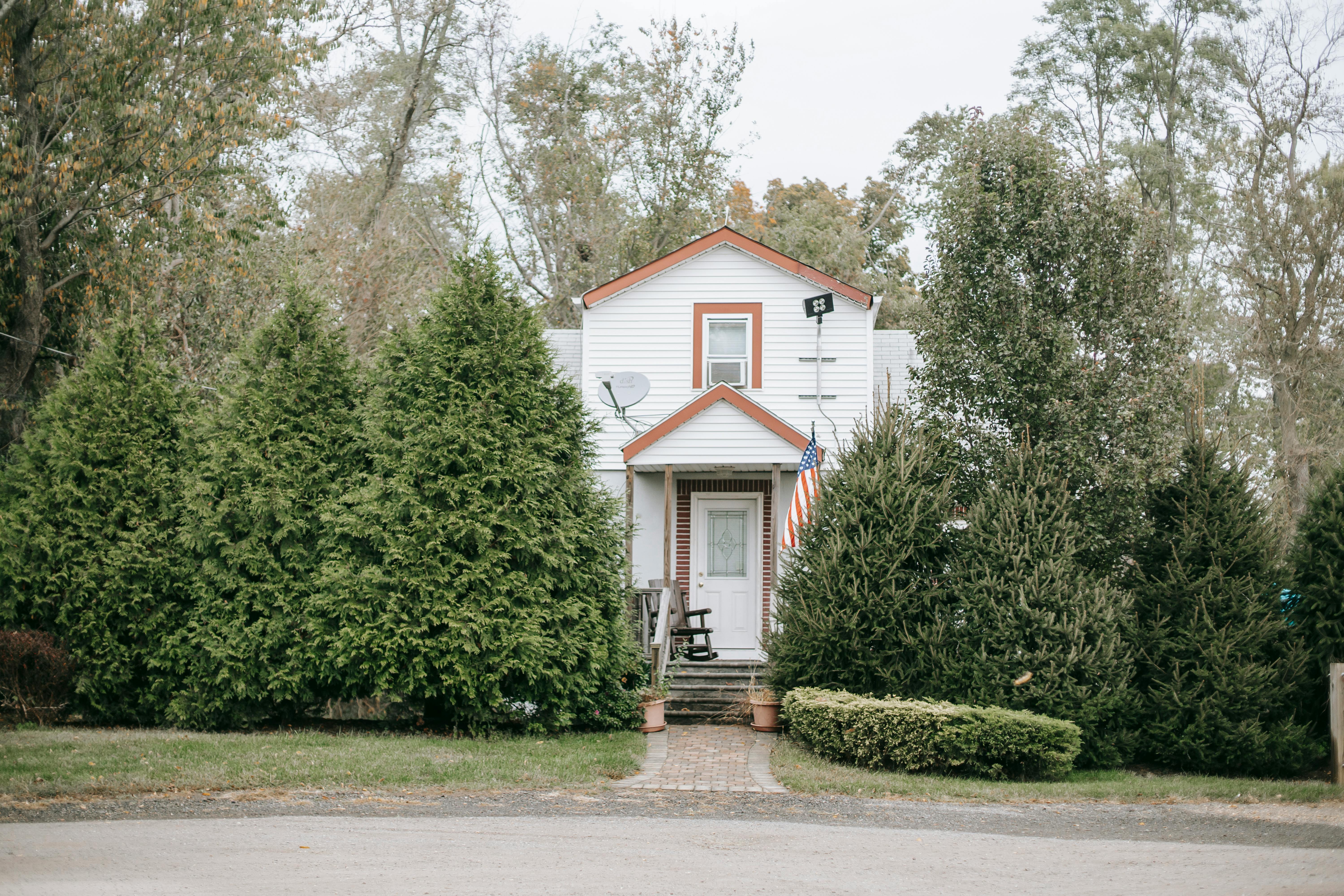Amazon vende una casa con dos habitaciones y balcón por menos de 20.000 euros Amazon vende una casa con dos habitaciones y balcón por menos de 20.000 euros