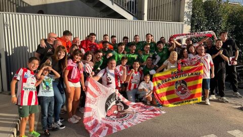 Afici&oacute;n del Fertiberia Balonmano desplazada hasta Barcelona para vivir el Bar&ccedil;a B-Fertiberia Balonmano