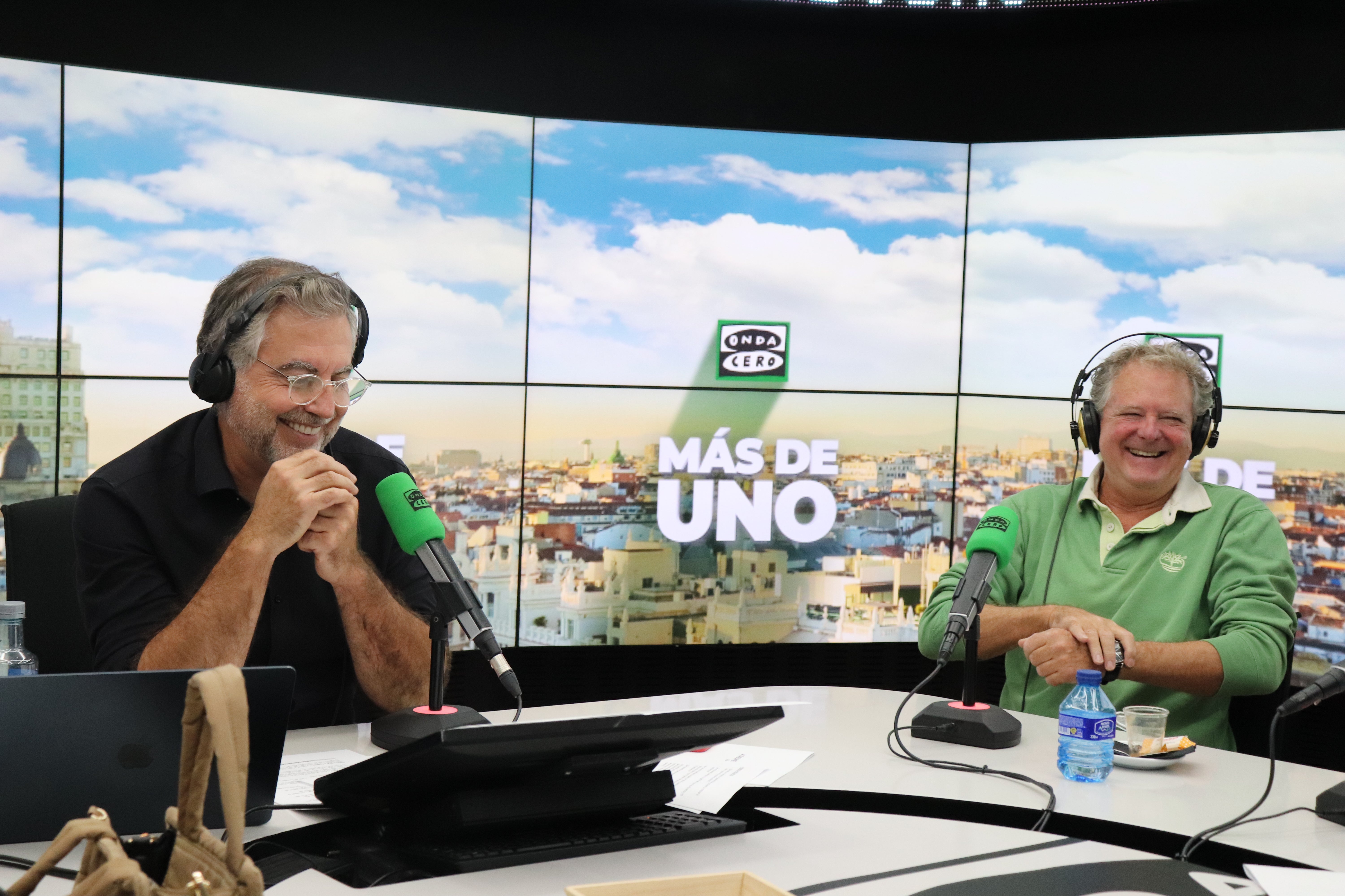 Gomaespuma por su paso por la radio: cuando llamaron a Moncloa para felicitar a Aznar Gomaespuma por su paso por la radio: cuando llamaron a Moncloa para felicitar a Aznar