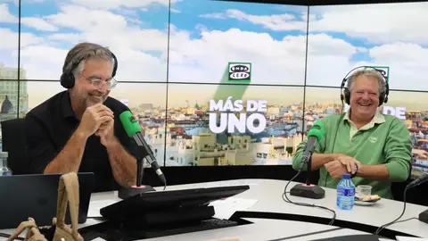 Juan Luis Cano, de Gomaespuma, con Alsina Juan Luis Cano, de Gomaespuma, con Alsina