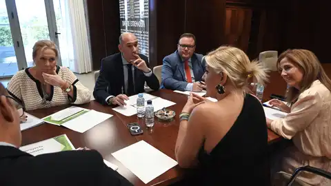 La Junta retoma este lunes las reuniones para poder alcanzar mayorías de cara a los Presupuestos extremeños del 2025 La Junta retoma este lunes las reuniones para poder alcanzar mayorías de cara a los Presupuestos extremeños del 2025