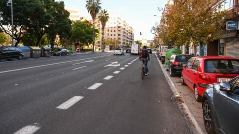 Bicicleta circulanco por la ciudad