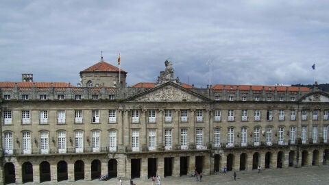 Santiago aprueba la rehabilitaci&oacute;n del Pazo de Raxoi para mejorar su accesibilidad y hacer visitas tur&iacute;sticas