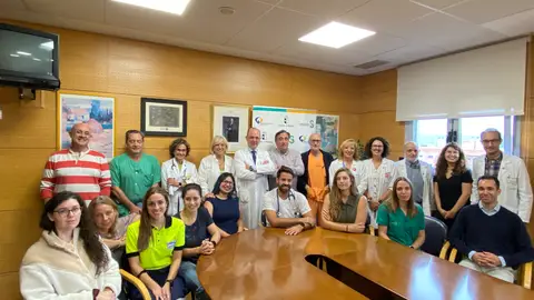 La dirección del Área Integrada de Cuenca con los residentes contratados La dirección del Área Integrada de Cuenca con los residentes contratados