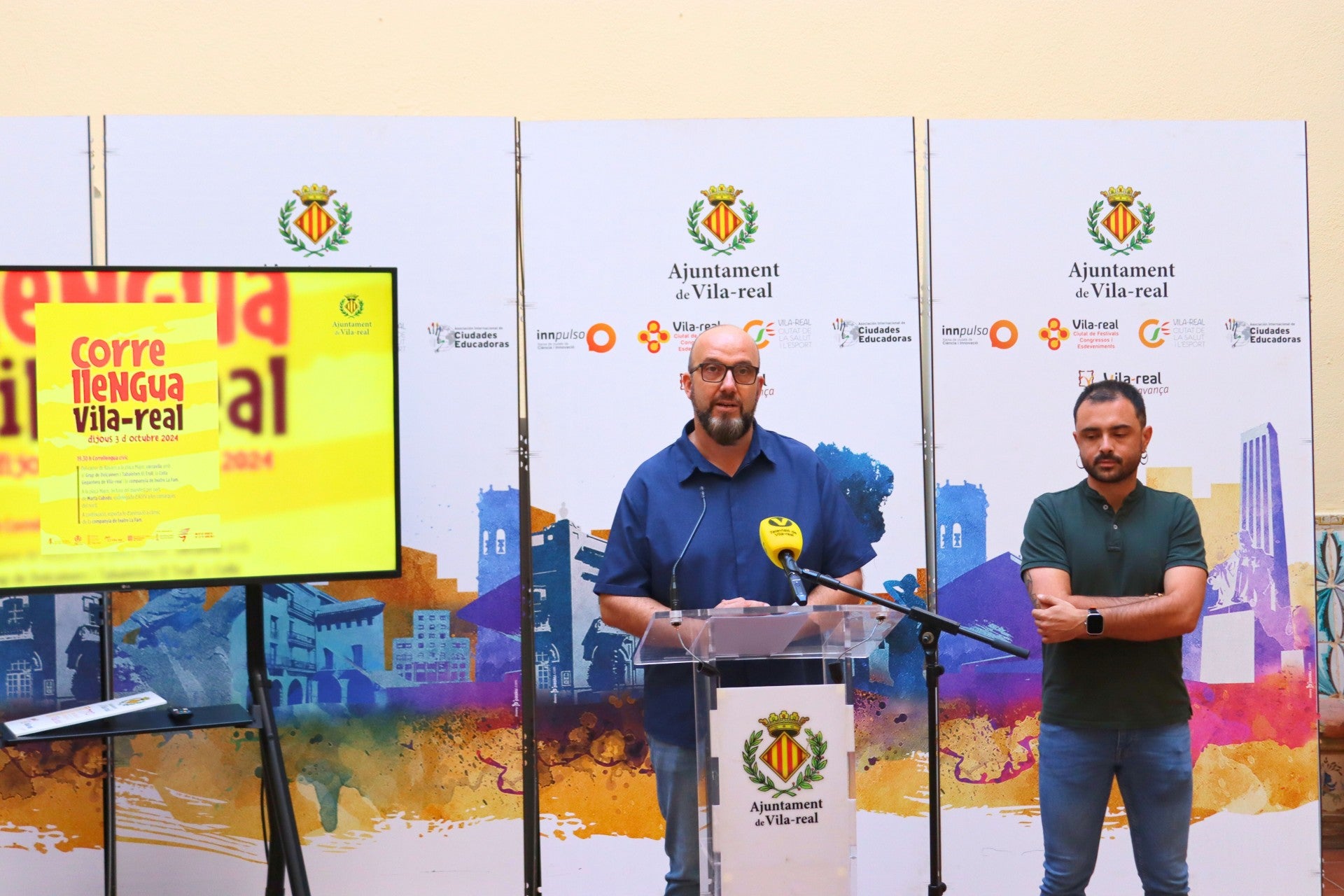 Vila-real arranca las celebraciones del 9 d´octubre con el Correllengua en los colegios Vila-real arranca las celebraciones del 9 d´octubre con el Correllengua en los colegios