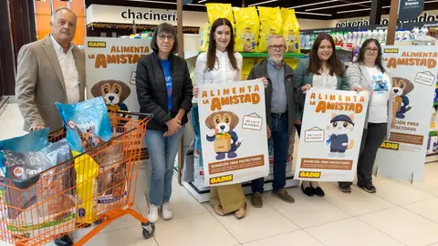 Gadis lanza a 6ª campaña "alimenta la amistad" a favor de 72 protectoras de animais Gadis lanza a 6ª campaña "alimenta la amistad" a favor de 72 protectoras de animais