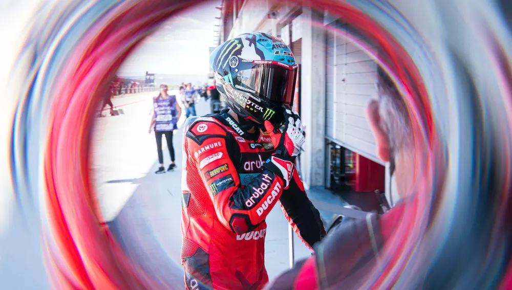 Adrián Huertas, piloto de Ducati en el Mundial de Supoersport Adrián Huertas, piloto de Ducati en el Mundial de Supoersport