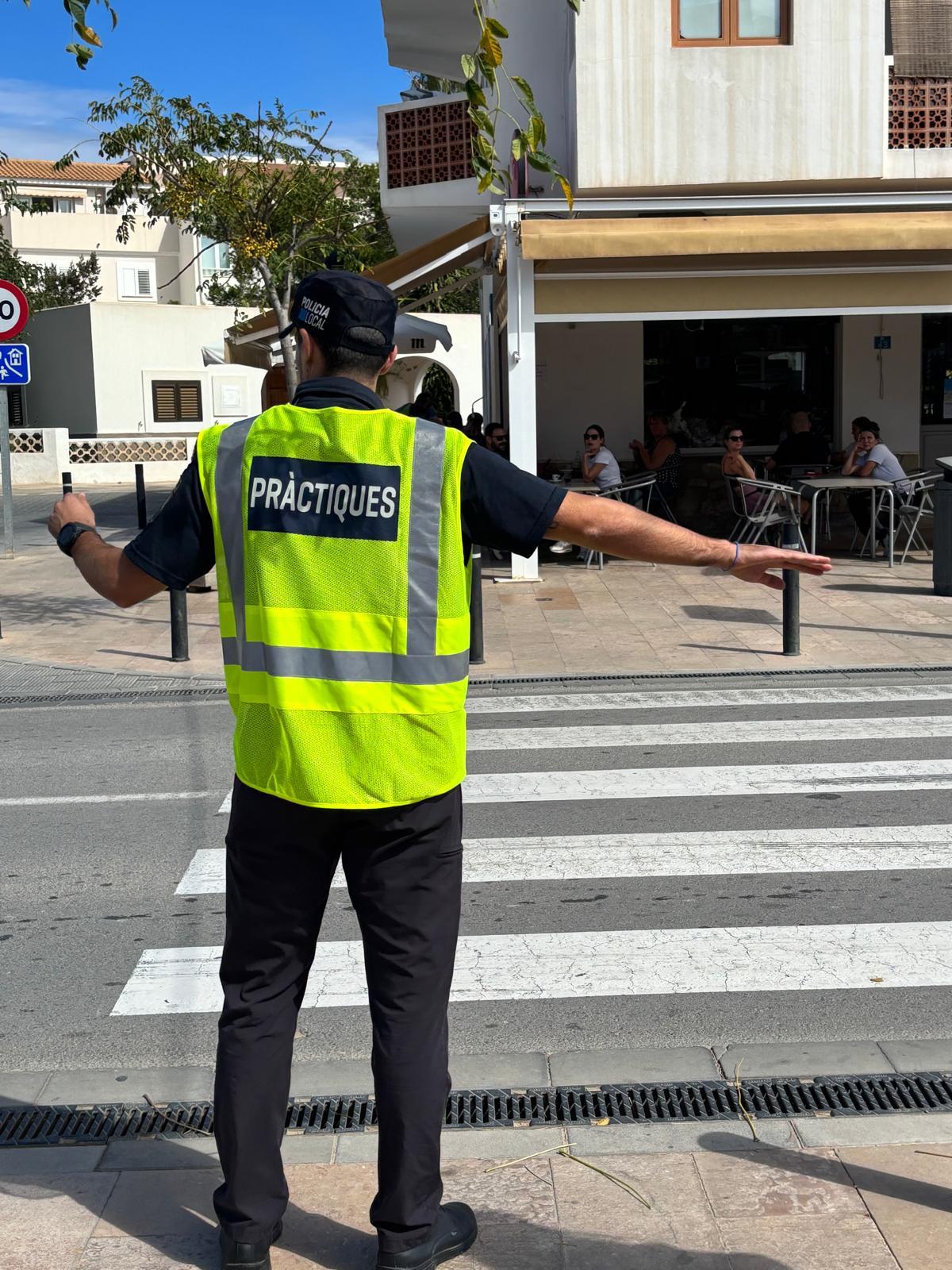 Las ayudas, los premios, las innovación, el arte, la música y el fútbol centran el primer Formentera al dia de este mes de octubre Las ayudas, los premios, las innovación, el arte, la música y el fútbol centran el primer Formentera al dia de este mes de octubre