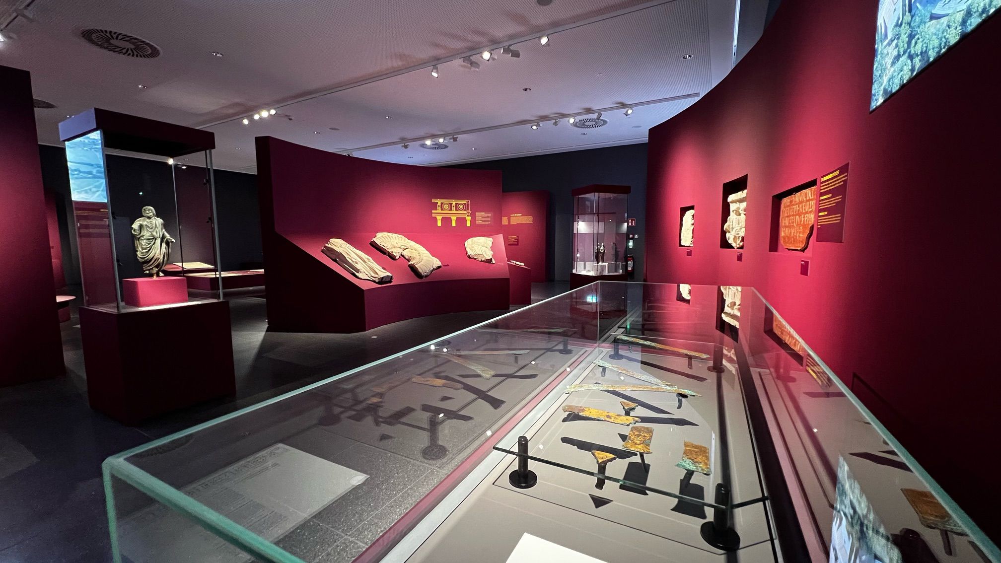 Más de 200 piezas del Museo de Arte Romano de Mérida se exponen hasta el 12 de enero en el Museo de Xanten (Alemania) Más de 200 piezas del Museo de Arte Romano de Mérida se exponen hasta el 12 de enero en el Museo de Xanten (Alemania)