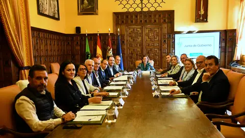 Equipo de gobierno de la Diputación de Toledo, presidido por Conchi Cedillo. Equipo de gobierno de la Diputación de Toledo, presidido por Conchi Cedillo.