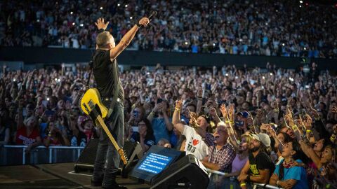 Bruce Springsteen en uno de sus &uacute;ltimos conciertos