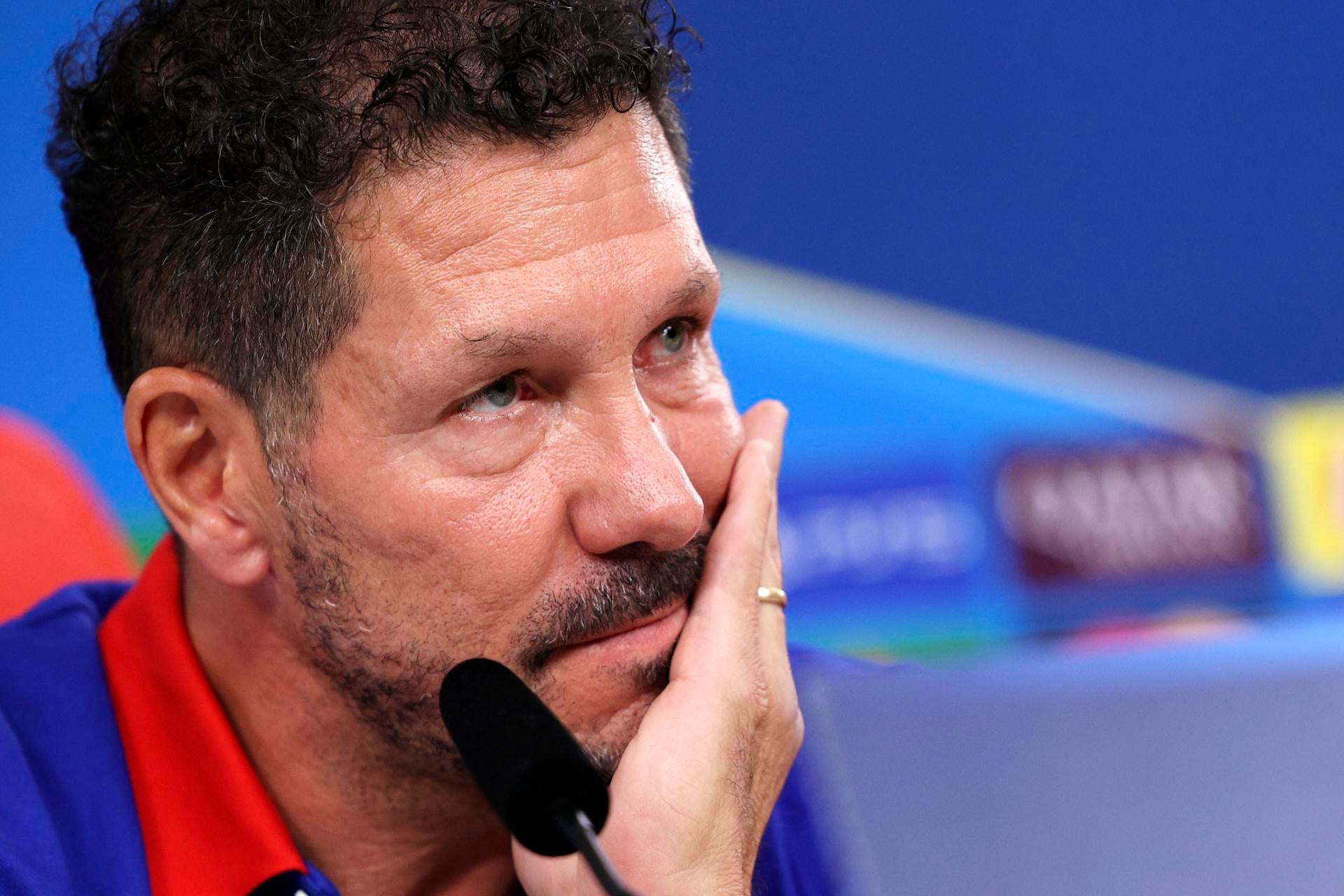 Simeone insiste en sus declaraciones tras el derbi: "No voy a cambiar absolutamente nada de lo que dije" Simeone insiste en sus declaraciones tras el derbi: "No voy a cambiar absolutamente nada de lo que dije"