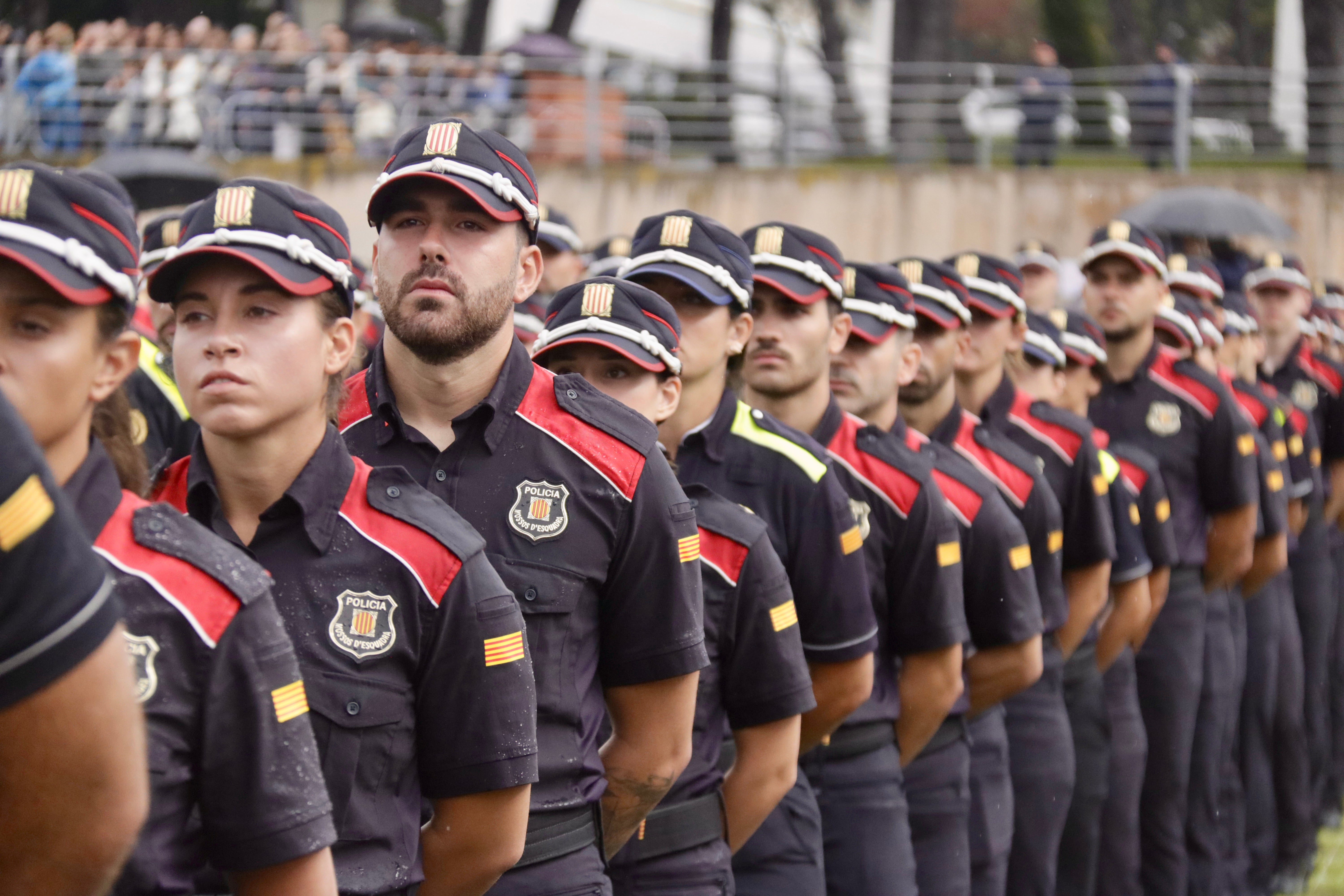 Els Mossos sumaran 400 agents més dels previstos Els Mossos sumaran 400 agents més dels previstos