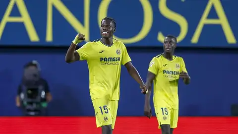 El Villarreal se sube al podio de la clasificación antes de visitar el Bernabéu El Villarreal se sube al podio de la clasificación antes de visitar el Bernabéu