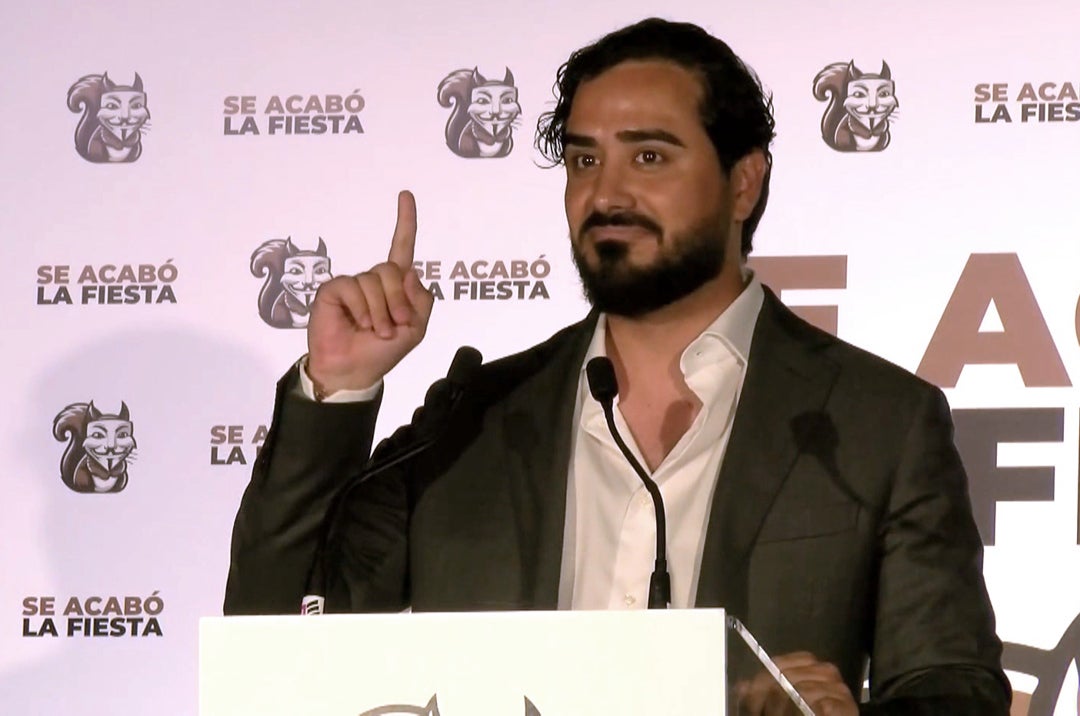 La Fiscalía aprecia posibles delitos penales en el chiringuito del empresario que pagó a Alvise La Fiscalía aprecia posibles delitos penales en el chiringuito del empresario que pagó a Alvise
