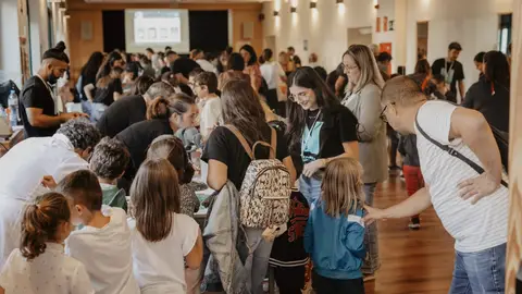 Casi 4.000 personas asisten a la Noche Europea de los Investigadores de la UEx Casi 4.000 personas asisten a la Noche Europea de los Investigadores de la UEx