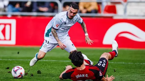 Joaquín se lesionaba en Anduva en la derrota frente al Mirandés Joaquín se lesionaba en Anduva en la derrota frente al Mirandés
