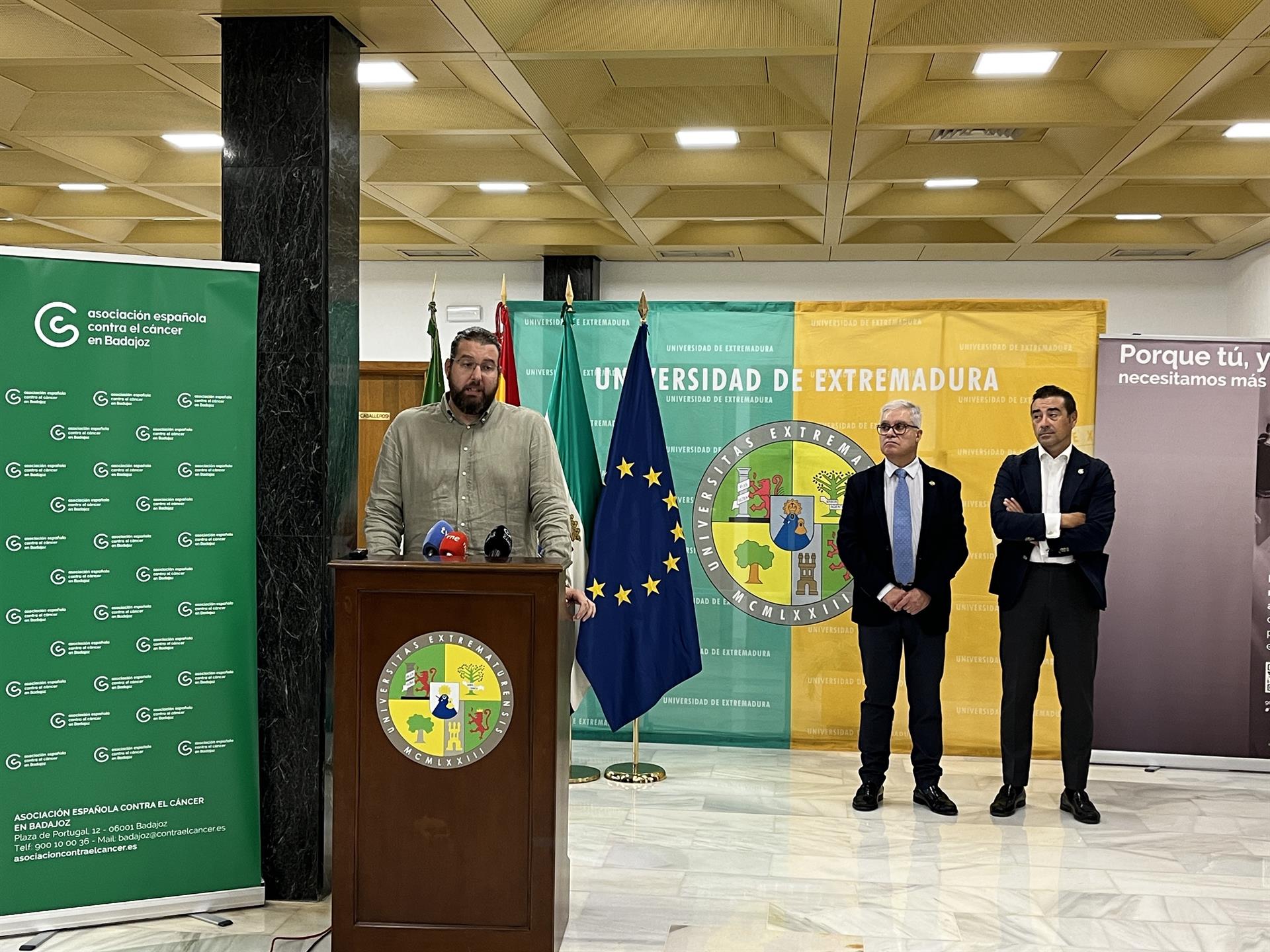 Un investigador de la UEx participa en un proyecto nacional sobre la supervivencia de pacientes con cáncer de hígado Un investigador de la UEx participa en un proyecto nacional sobre la supervivencia de pacientes con cáncer de hígado