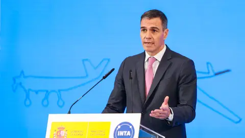 Sánchez traslada su apoyo al primer ministro del Líbano en este "difícil momento" Sánchez traslada su apoyo al primer ministro del Líbano en este "difícil momento"