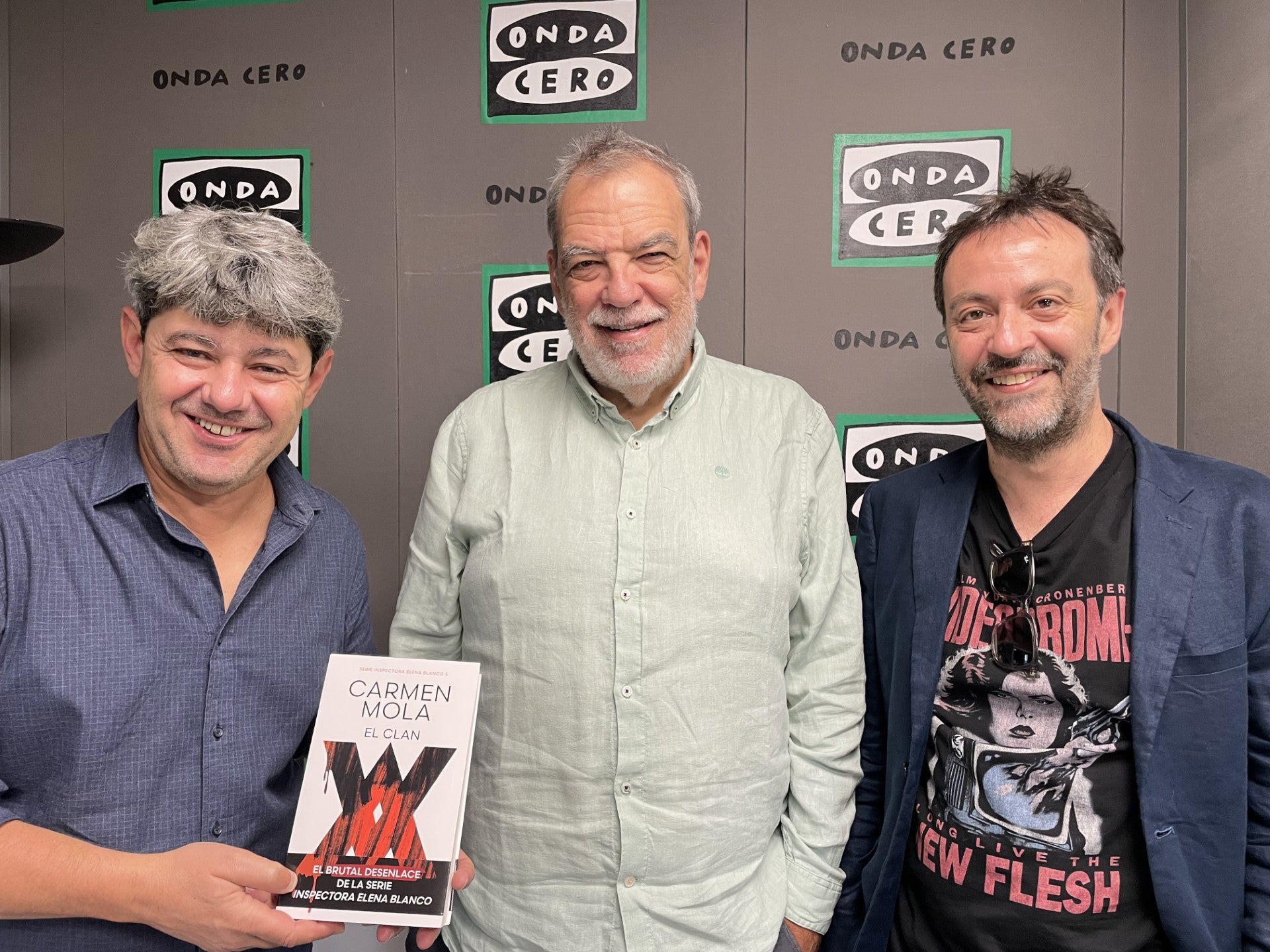 Carmen Mola cierra las aventuras de la inspectora Elena Blanco con "El Clan" Carmen Mola cierra las aventuras de la inspectora Elena Blanco con "El Clan"