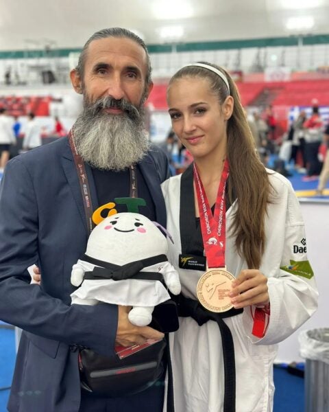 Bronce en el mundial de Taekwondo de Corea para Violeta Díaz Bronce en el mundial de Taekwondo de Corea para Violeta Díaz