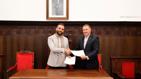 Firma del preacuerdo de hermanamiento entre Sagunto y Drohobych (Ucrania) Firma del preacuerdo de hermanamiento entre Sagunto y Drohobych (Ucrania)