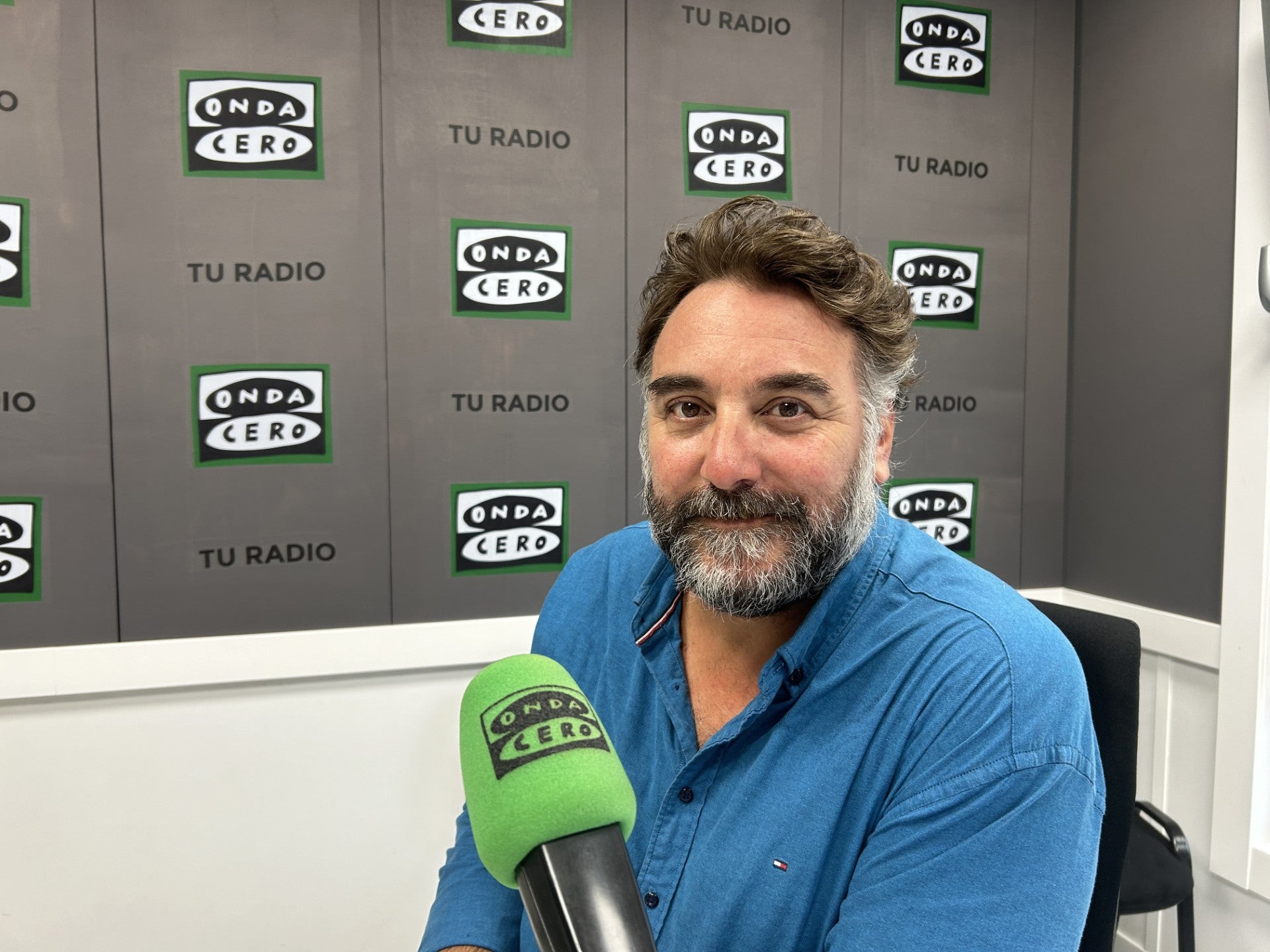 Cifrián: "Interpretar es jugar pero, sobre todo, vivir" Cifrián: "Interpretar es jugar pero, sobre todo, vivir"