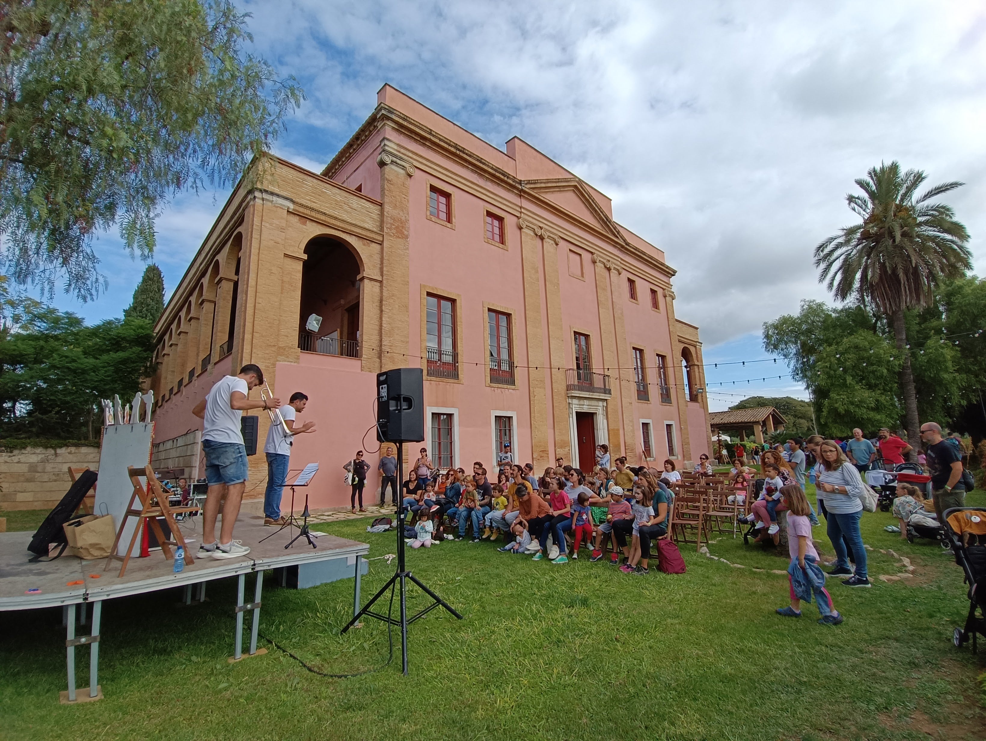 L'Arts i Natura Festival, una cita ineludible per connectar cultura, patrimoni i medi ambient a la Masia d'en Cabanyes L'Arts i Natura Festival, una cita ineludible per connectar cultura, patrimoni i medi ambient a la Masia d'en Cabanyes