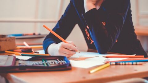 La tornada a l&rsquo;escola impulsa el mercat de treball catal&agrave; i durant el mes de setembre ha sumat empleats i redu&iuml;t la llista d&rsquo;aturats