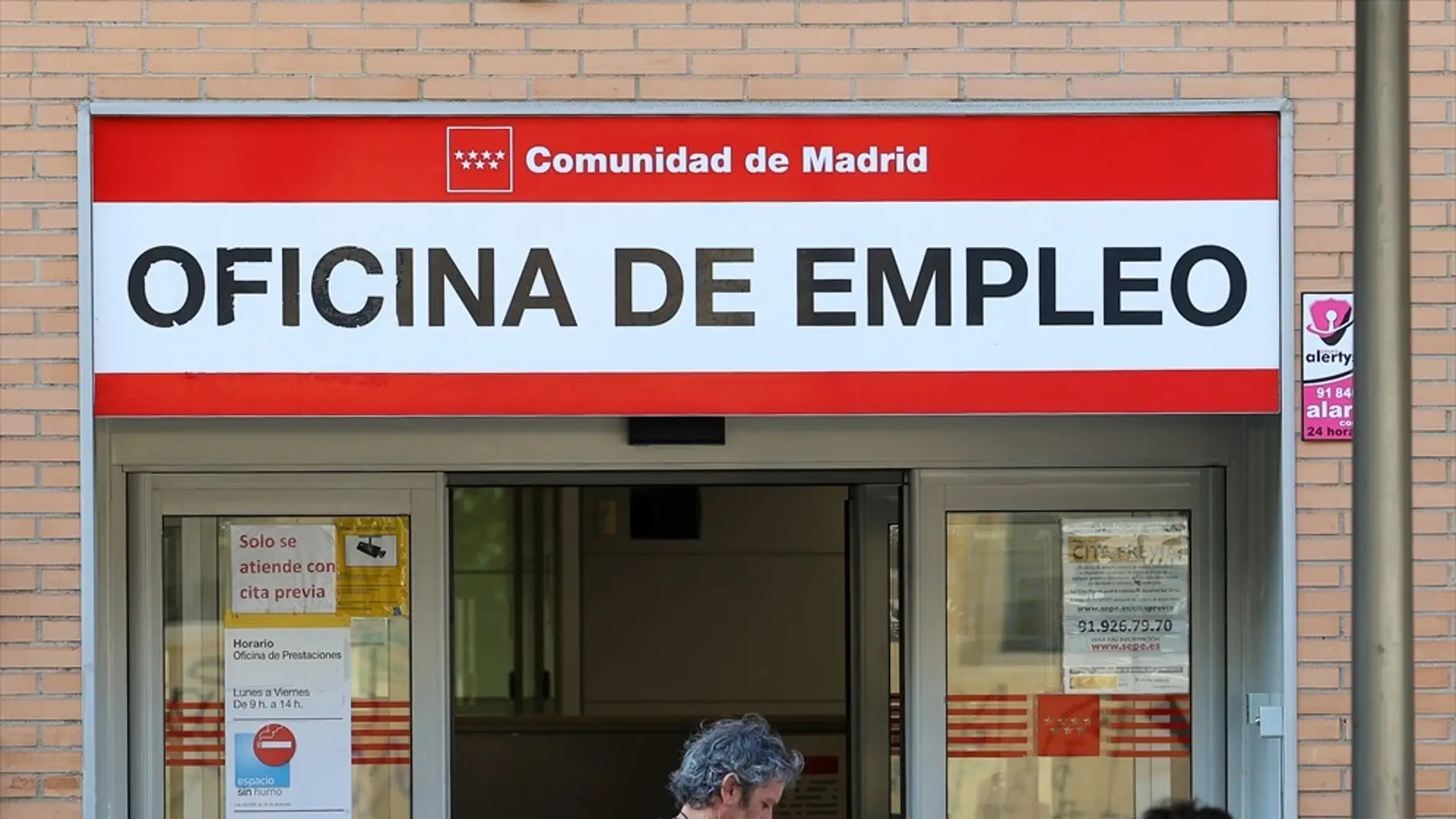 Un hombre falta al trabajo para que le despidan y cobrar el paro pero la Justicia le devuelve la jugada Un hombre falta al trabajo para que le despidan y cobrar el paro pero la Justicia le devuelve la jugada