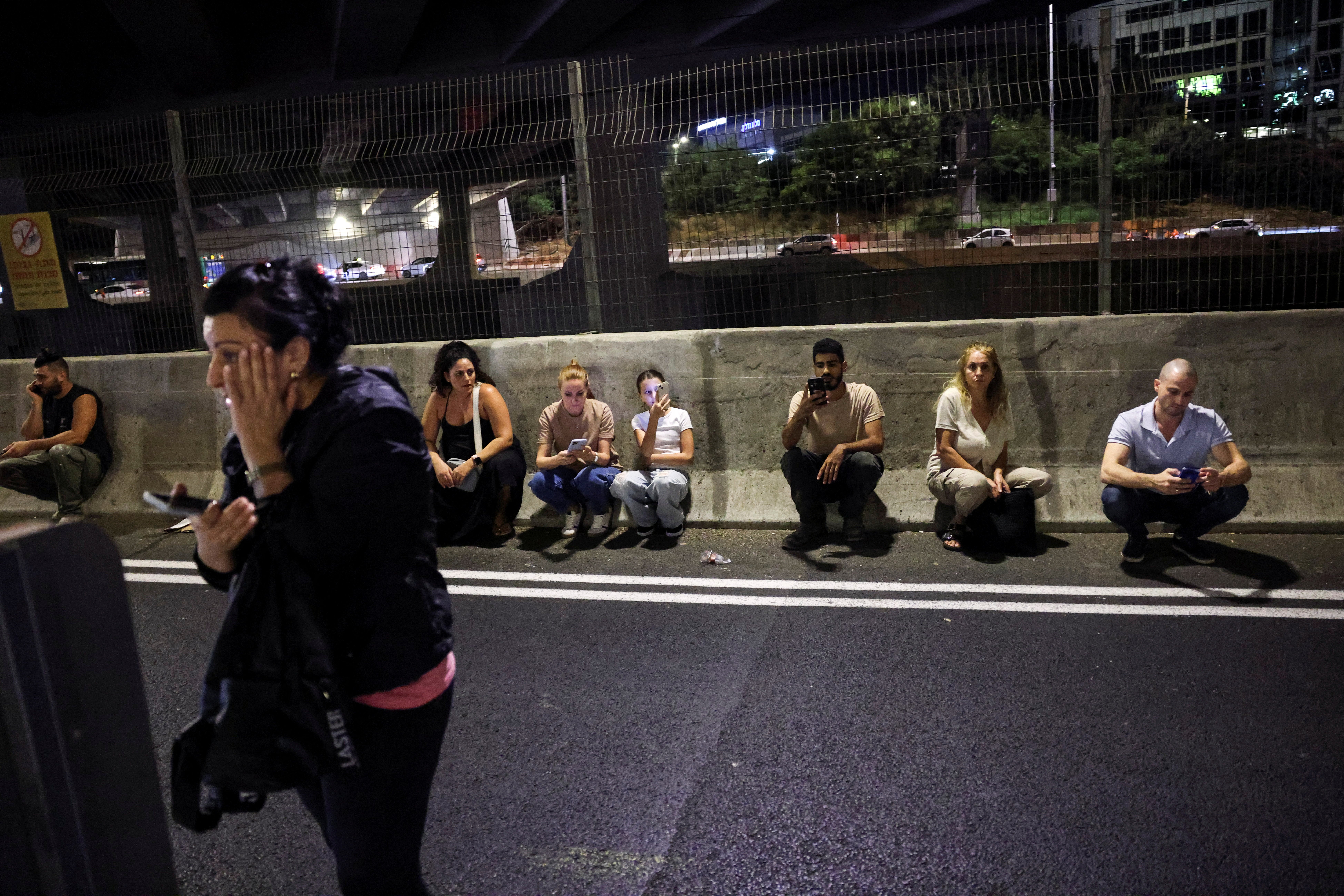 Dafna, madrileña residente en Tel Aviv: "Nunca había escuchado unos bum tan fuertes" Dafna, madrileña residente en Tel Aviv: "Nunca había escuchado unos bum tan fuertes"