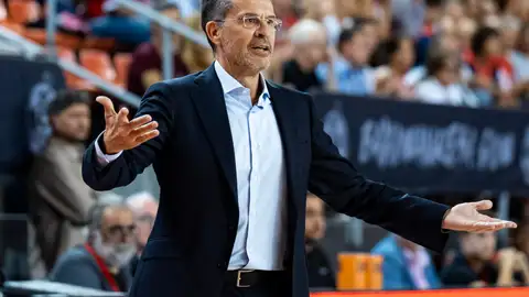 Pedro Martínez reconoce la "travesía en el desierto" pero recalca que es parte del proceso Pedro Martínez reconoce la "travesía en el desierto" pero recalca que es parte del proceso