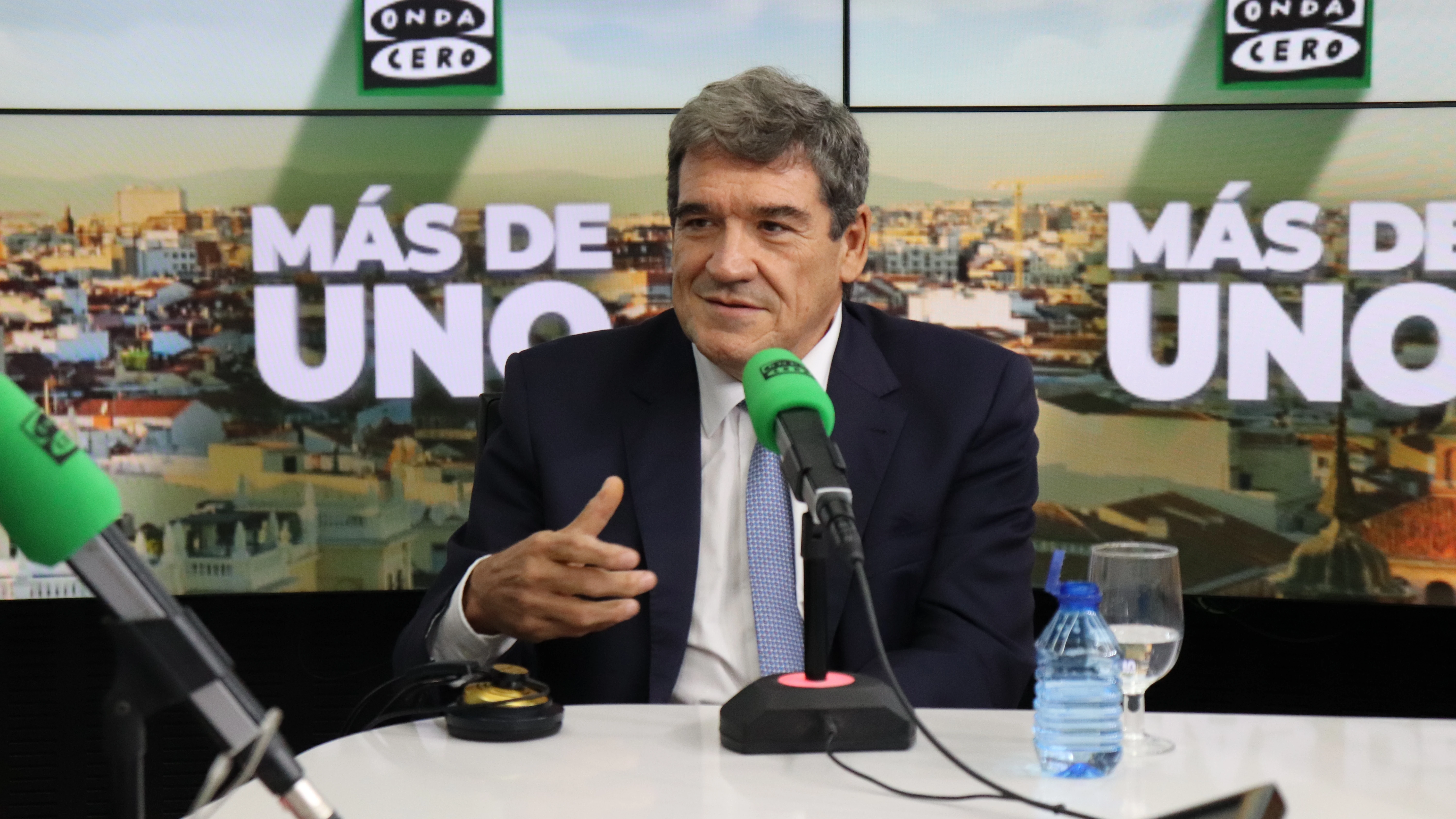 El gobernador del Banco de España, José Luis Escrivá, en el estudio de Más de uno/ Verónica del Castillo