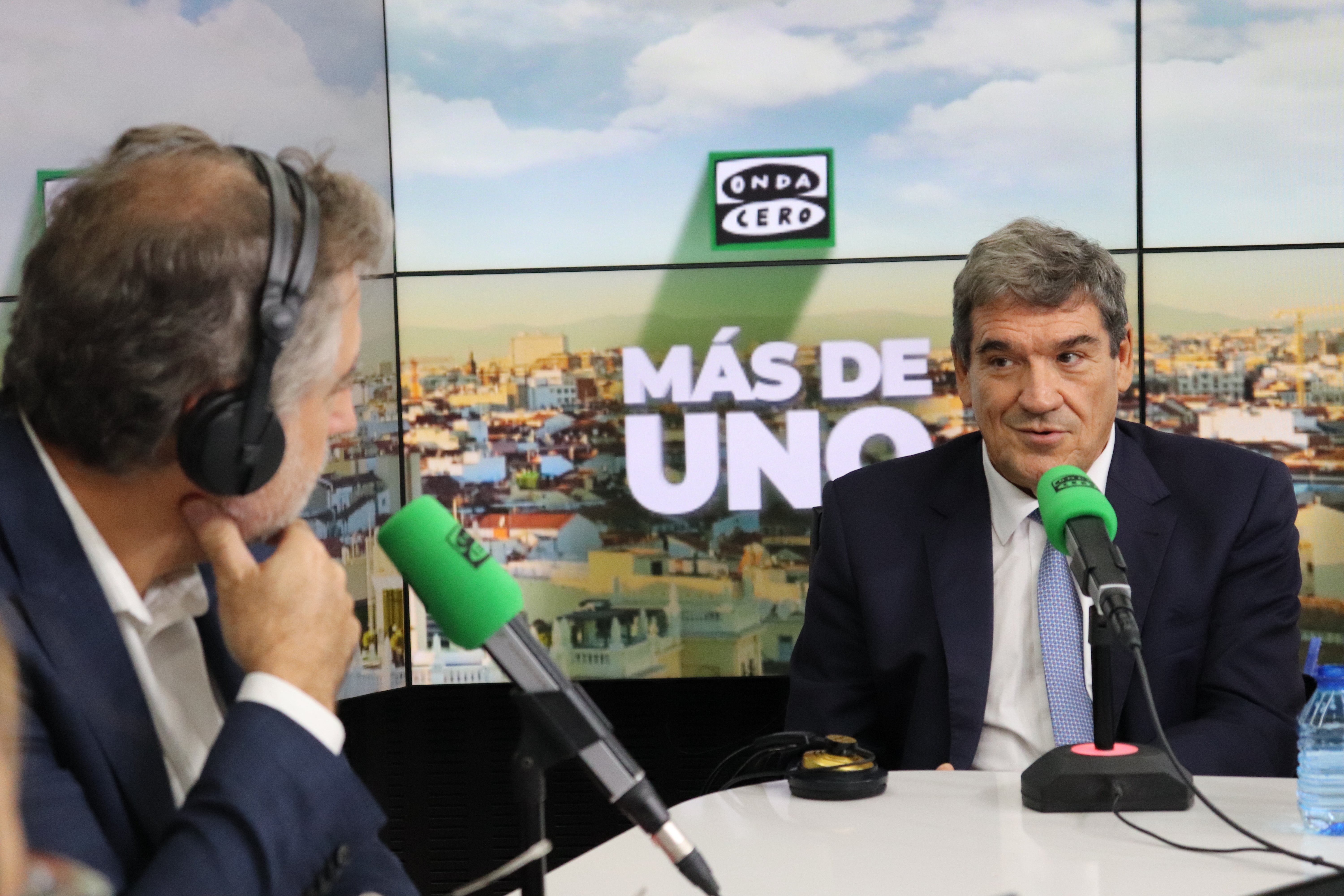José Luis Escrivá: "No es verdad que yo le pidiera a Pedro Sánchez que me nombrara gobernador del Banco de España" José Luis Escrivá: "No es verdad que yo le pidiera a Pedro Sánchez que me nombrara gobernador del Banco de España"
